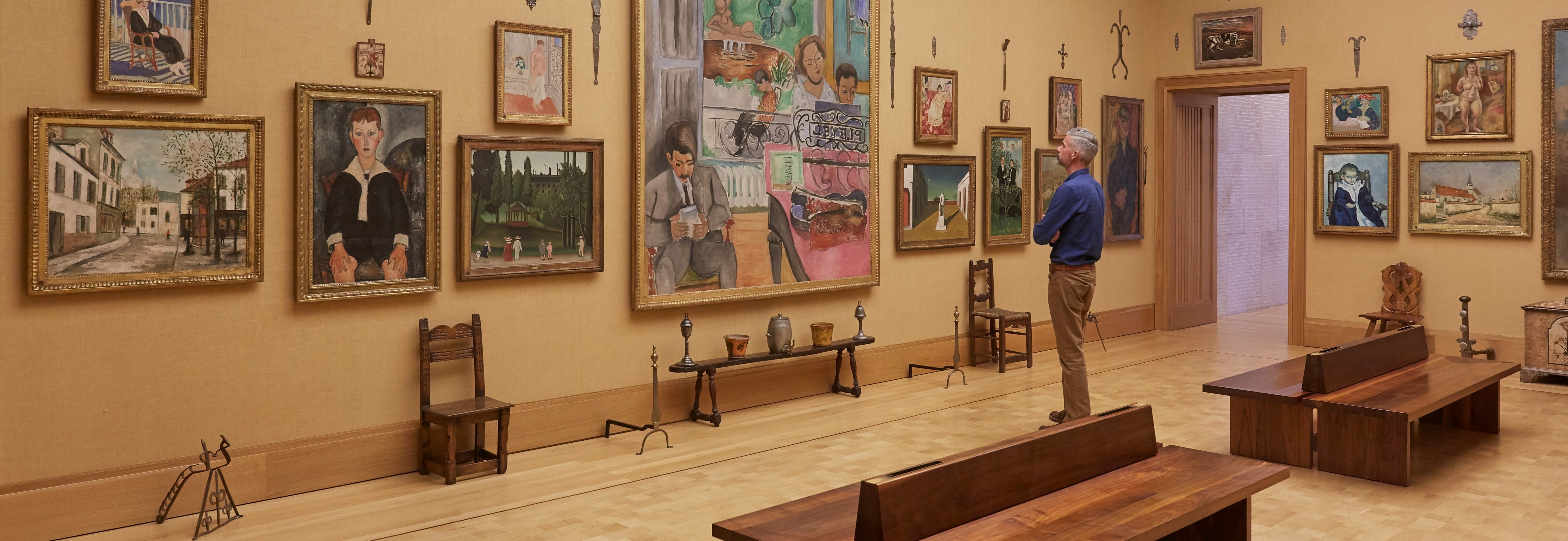 Exterior of Barnes Foundation